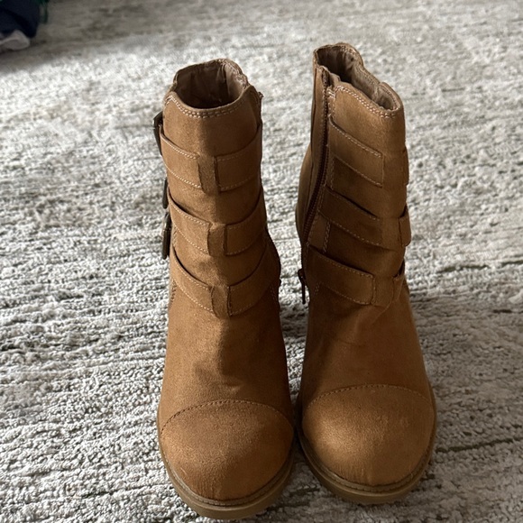 Jellypop Tan Ankle Booties - Picture 1 of 4